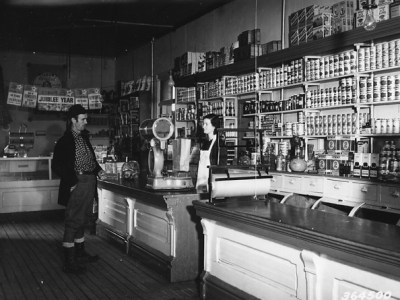 Shopping During the Great&nbsp;Depression